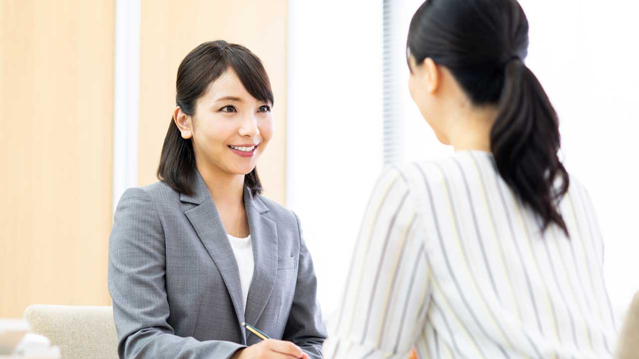 女性が転職するのに人気な職業