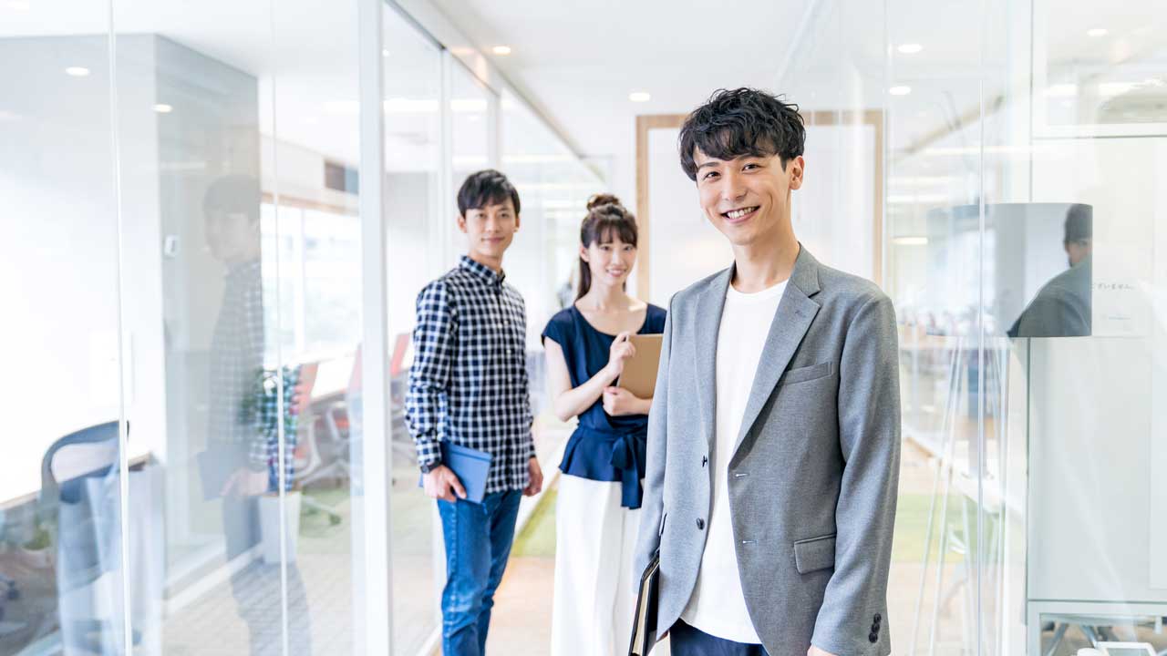 面接では清潔感が重要!服装からわかることは?