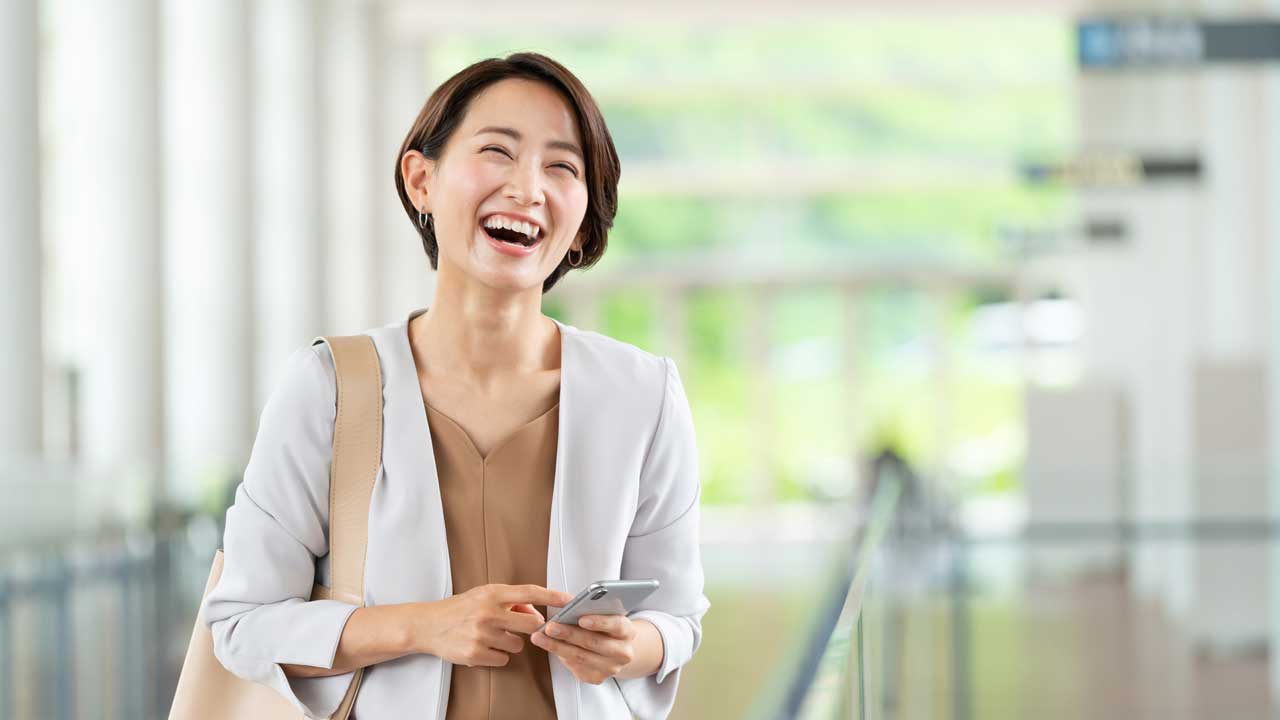 転職面接での女性の服装・髪型マナー