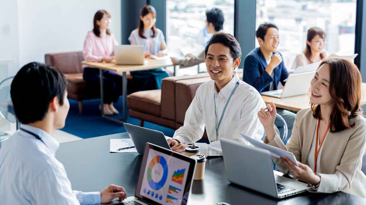 書類作成や面接対策のアドバイスが、Web上で受けられる