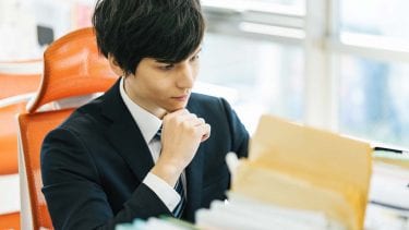 第二新卒の転職はむずかしい？第二新卒が内定を取るための転職戦略